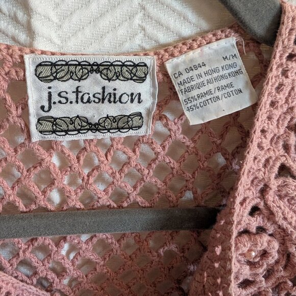 Vintage Pink Crochet Floral pearl Cardigan Sweater Cottage core Grandma Soft - Picture 10 of 12